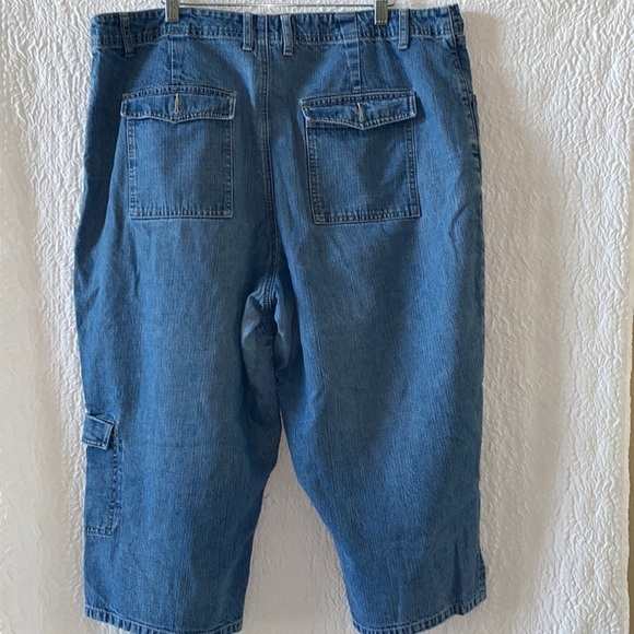 L.A. Blues Denim Capri - Picture 2 of 6